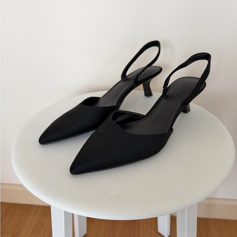 Elegant Black Slingback Pump Heels from Nordstrom
